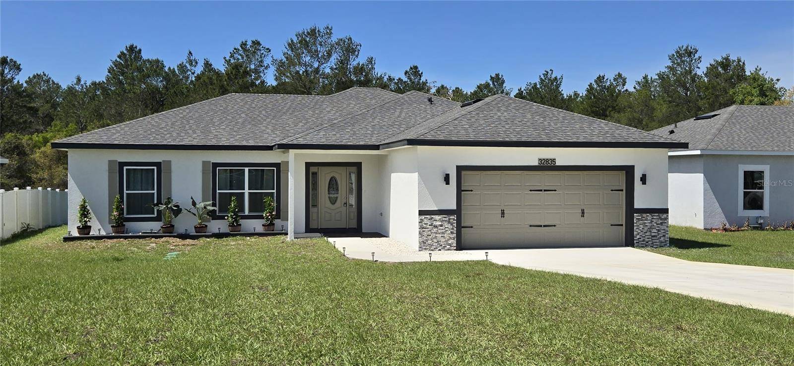 32835 FOREST AVE, Leesburg, FL 34788