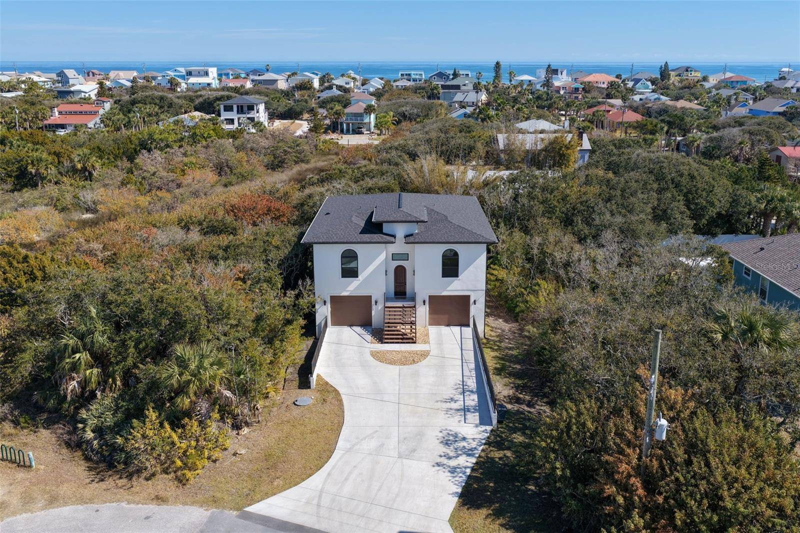 2643 LAKESHORE DR, Flagler Beach, FL 32136