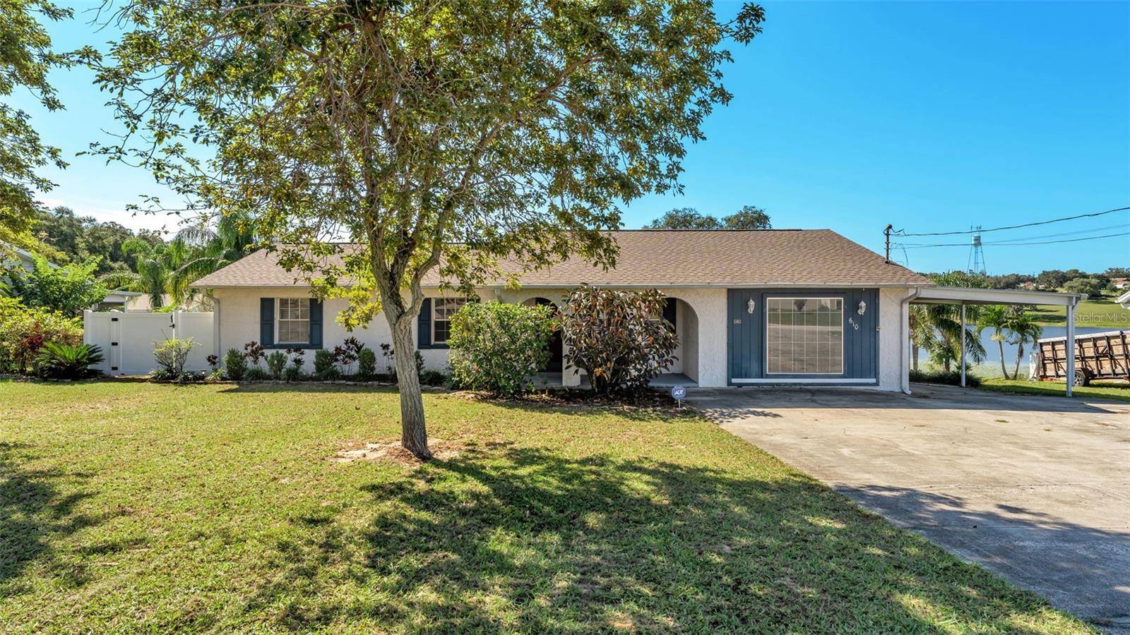 610 W FREDERICK AVE, Dundee, FL 33838