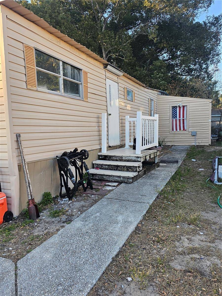 20347 GREENWING RD, Altoona, FL 32702