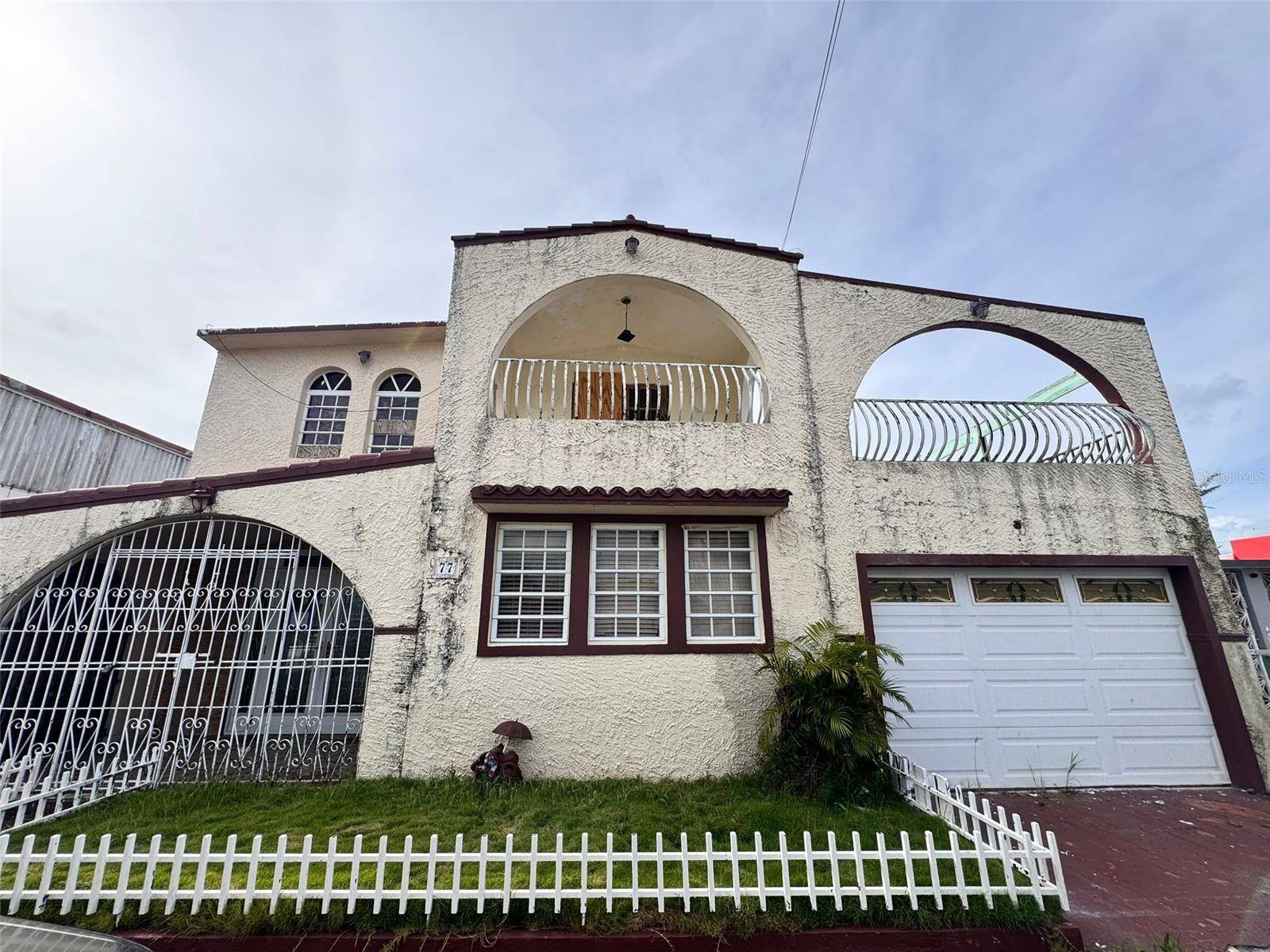P25007M DR. JOSE AUBRAY #77, Canovanas, PR 00729