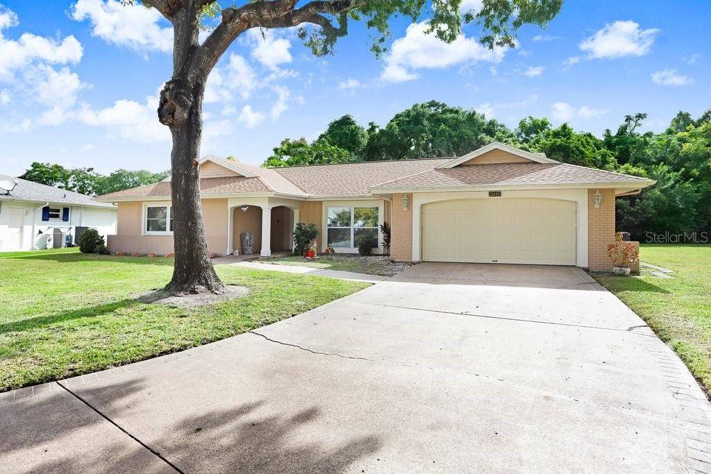 12600 CASTLEBERRY CT, Bayonet Point, FL 34667