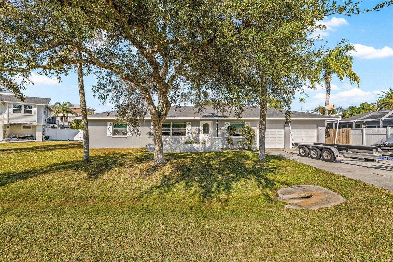608 FLORIDA BLVD, Crystal Beach, FL 34681
