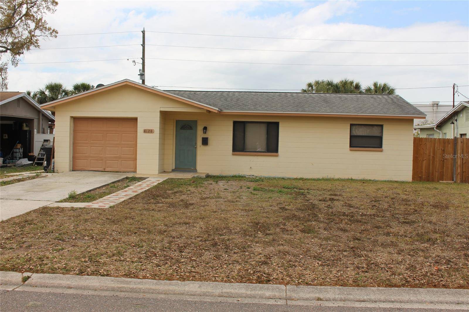 8120 7TH ST N, St Petersburg, FL 33702