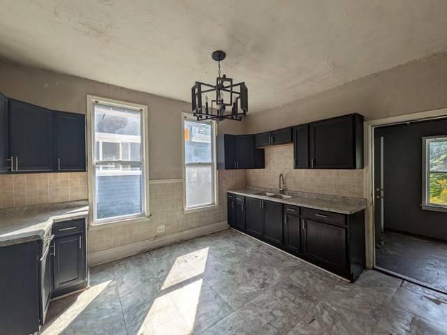 215 W 112th PL, Chicago, IL 60628