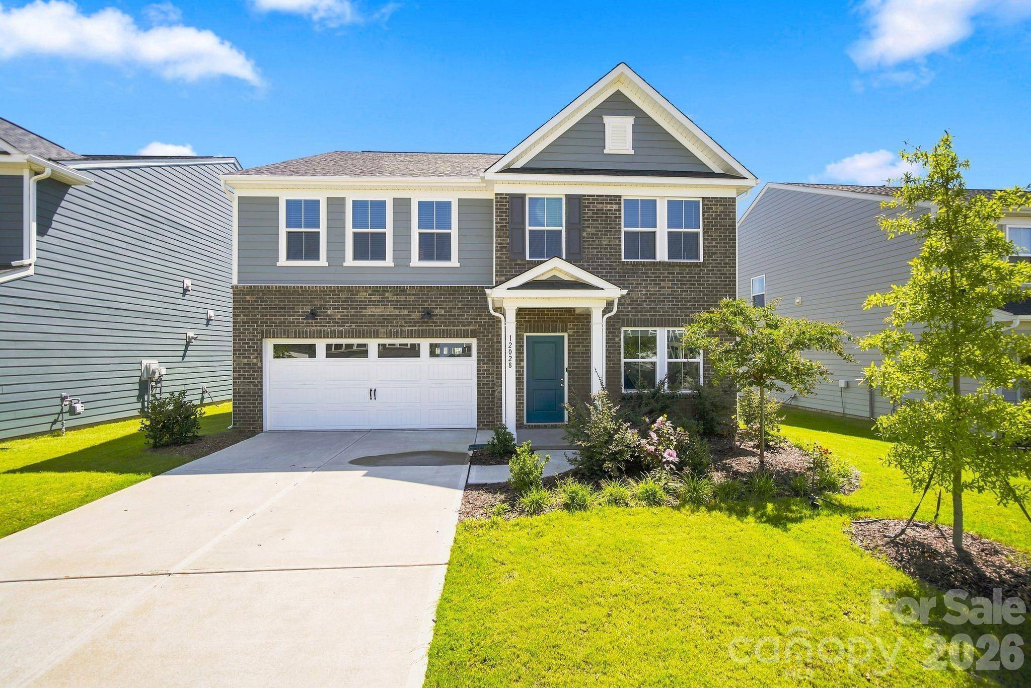 12028 Grinstead LN, Charlotte, NC 28278