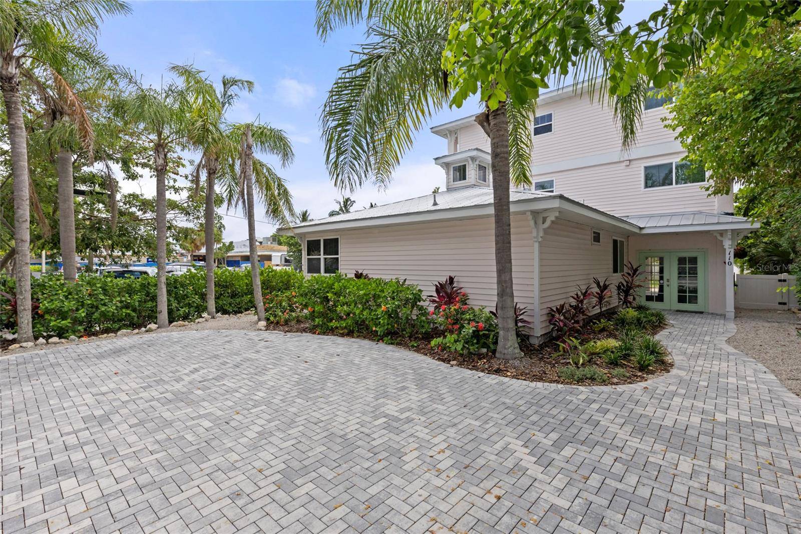 110 SPRING AVE, Anna Maria, FL 34216
