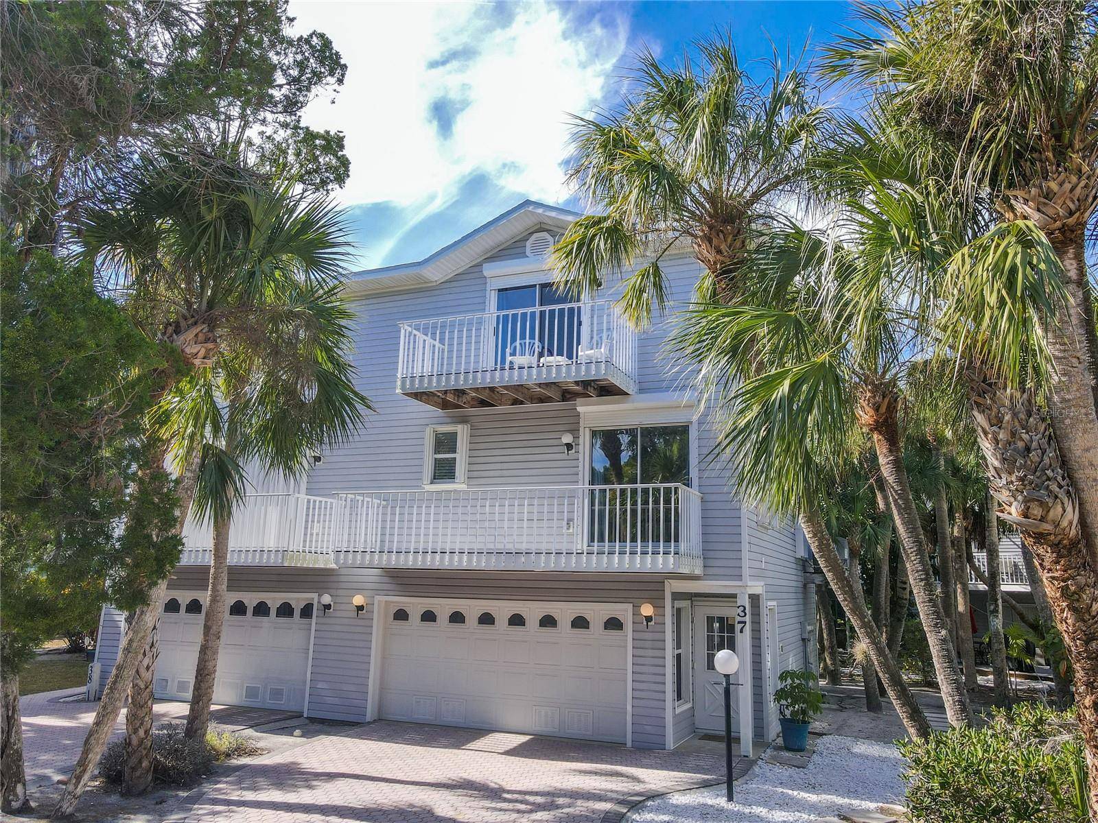 6250 HOLMES BLVD #37, Holmes Beach, FL 34217