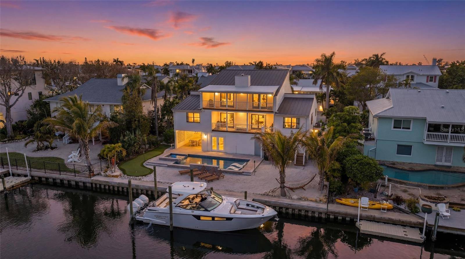 519 LOQUAT DR, Anna Maria, FL 34216