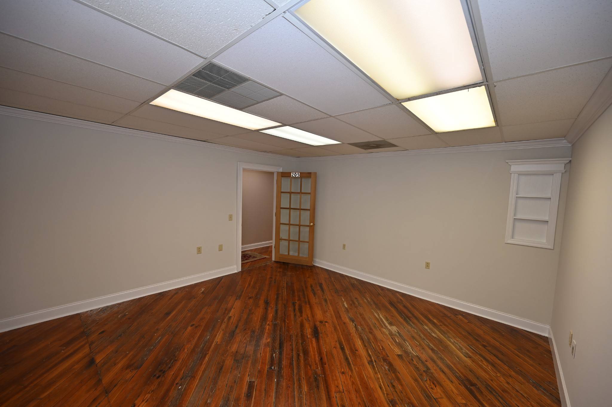10B N Public Sq, Murfreesboro, TN 37130