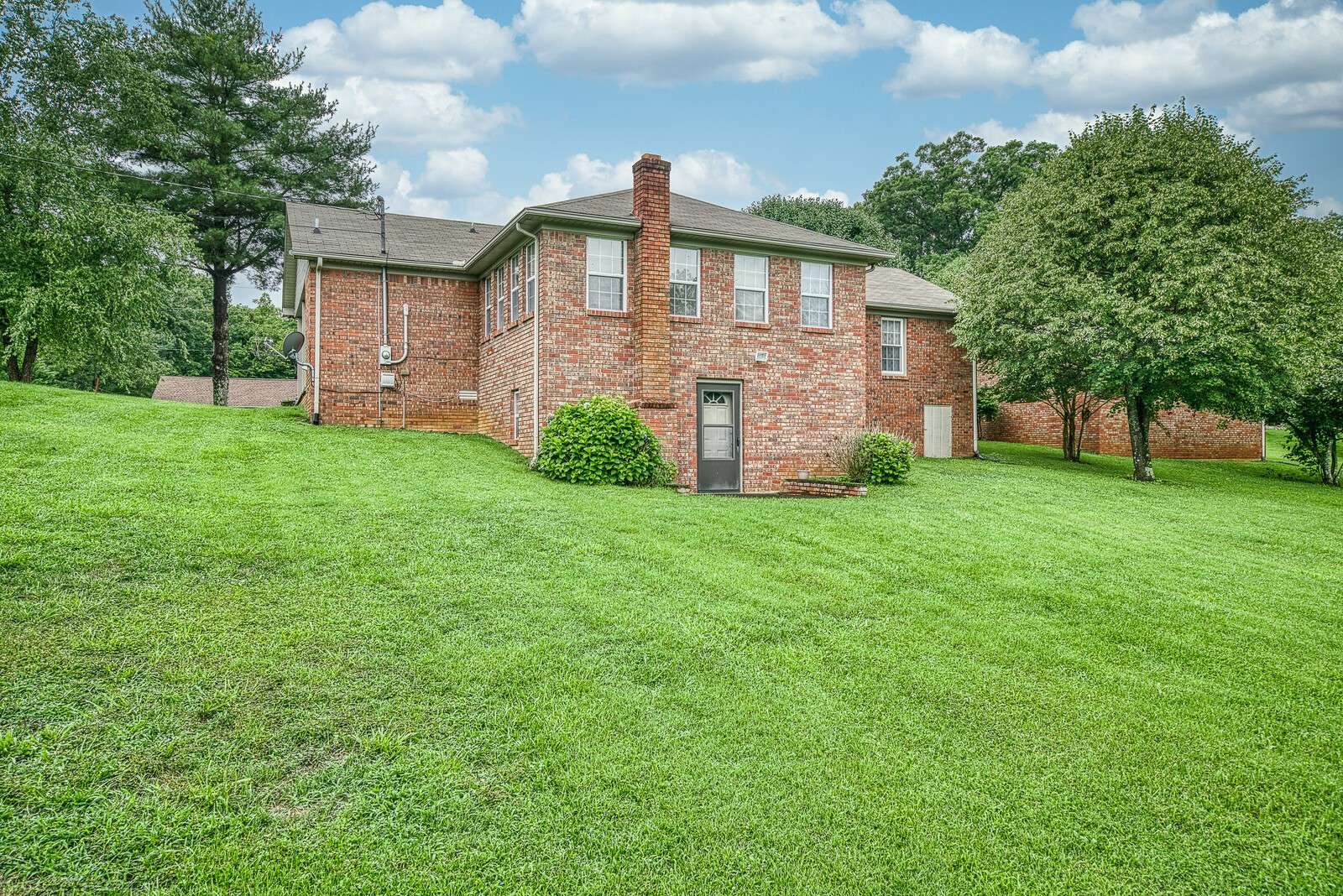 1466 Bunker Hill Rd, Cookeville, TN 38506