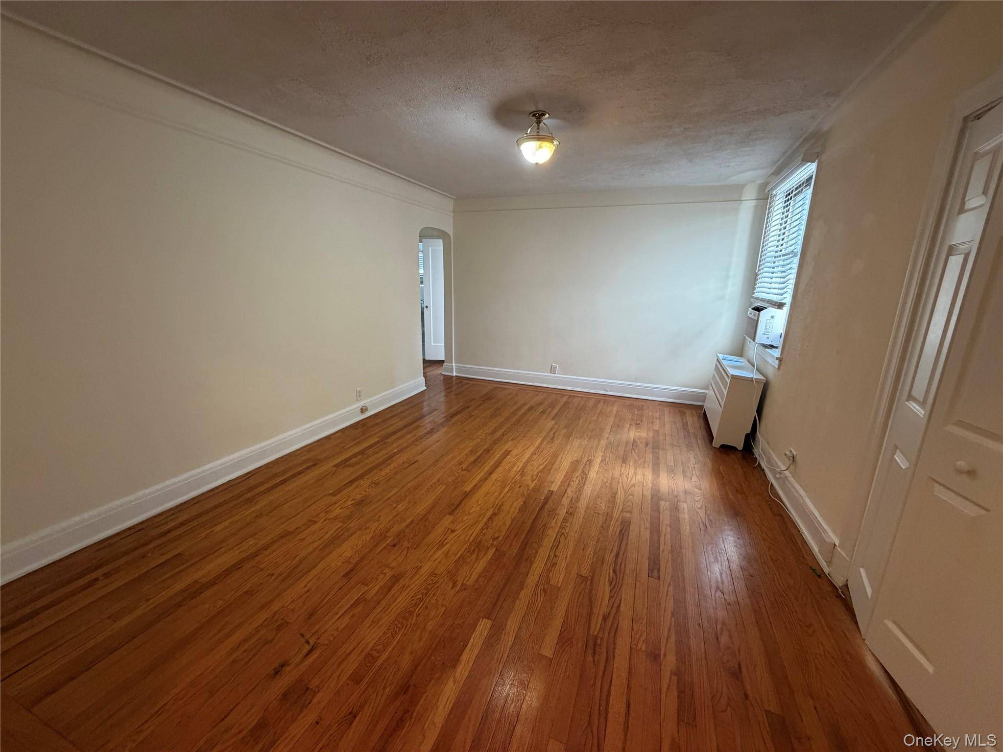3 Greenridge AVE #8-D, White Plains, NY 10605