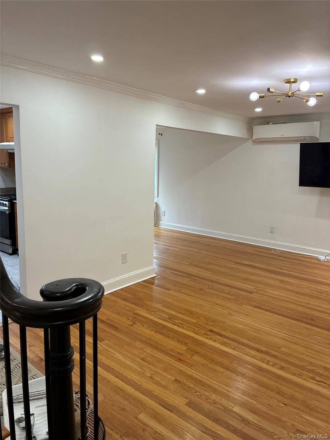 1301 Times AVE, Elmont, NY 11003
