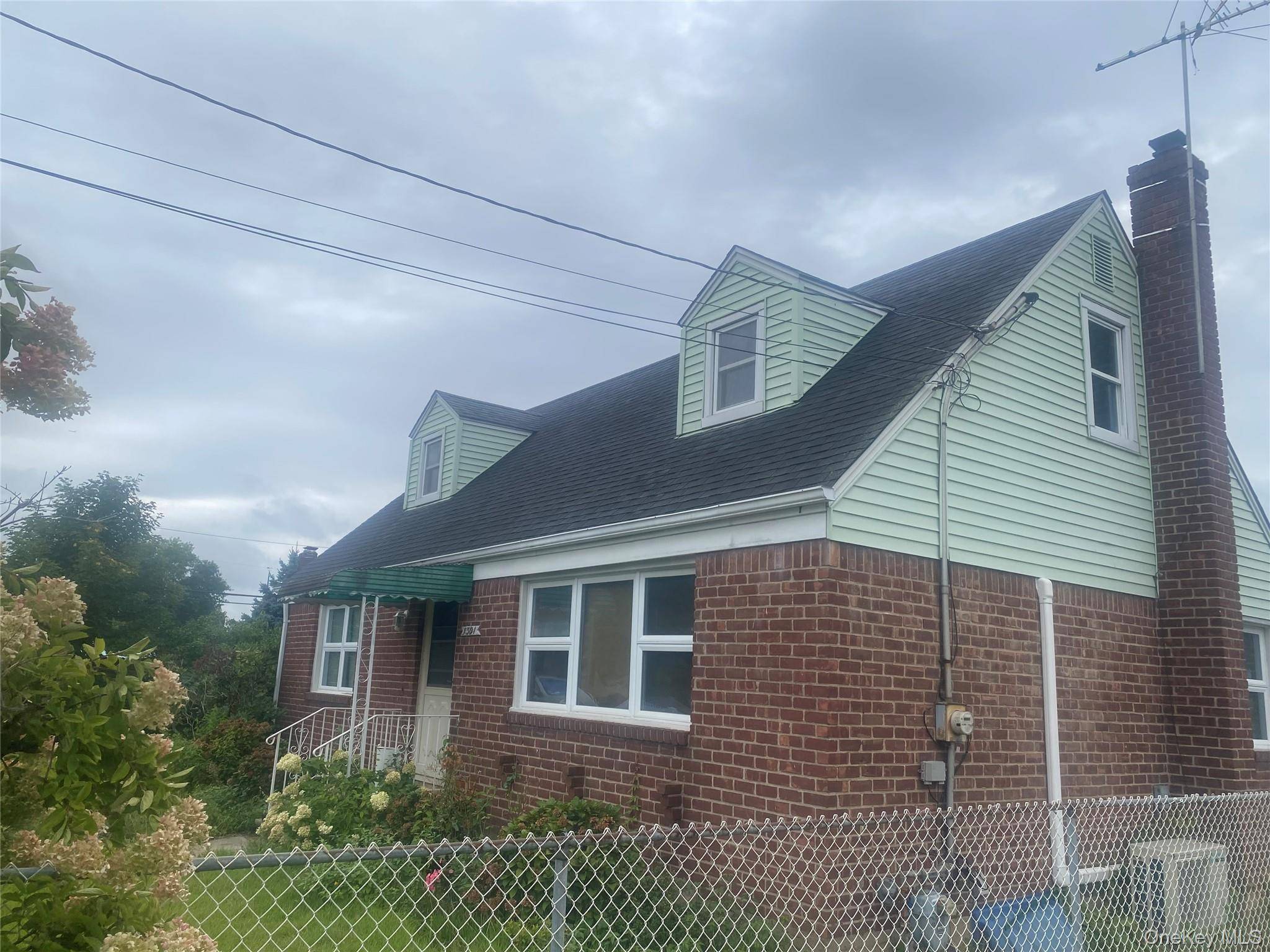 1301 Times AVE, Elmont, NY 11003