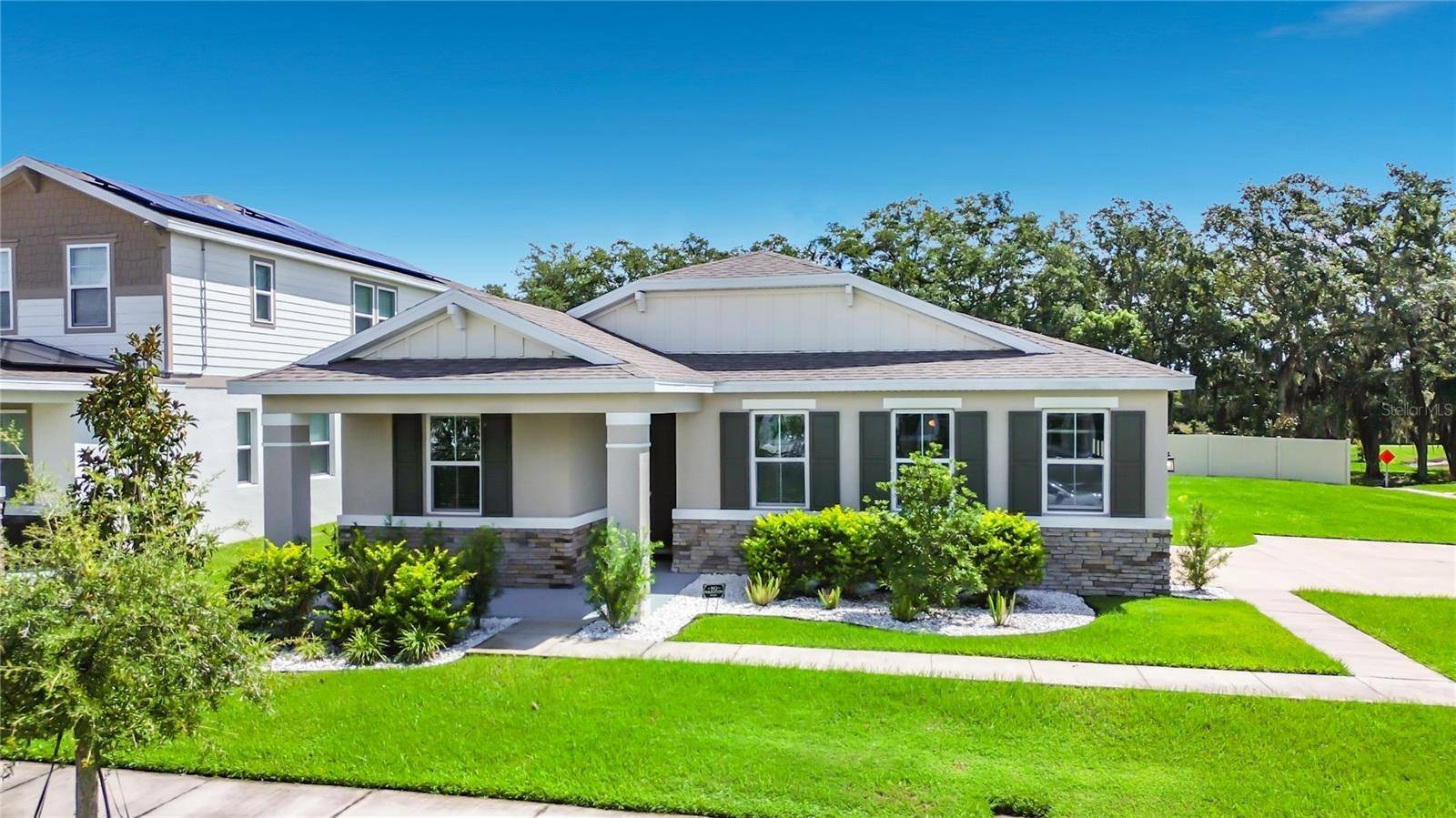 1525 ERIN BREEZE LN, Kissimmee, FL 34744