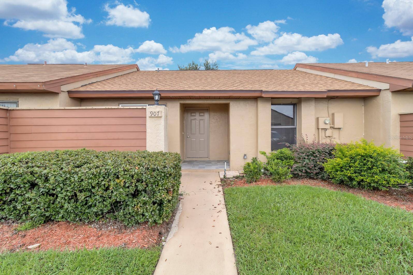 907 PARK VILLA CIR, Orlando, FL 32824