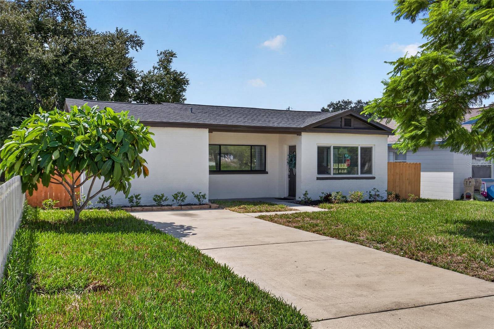 1234 17TH ST N, St Petersburg, FL 33713
