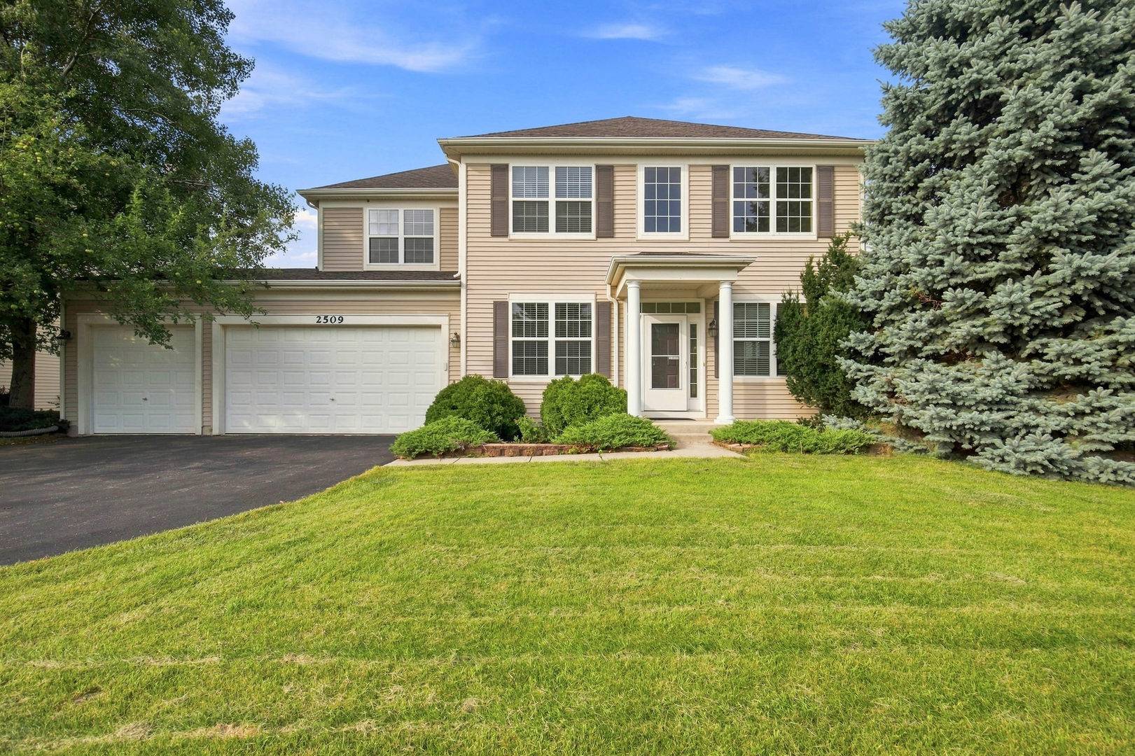 2509 BLUEWATER DR, Wauconda, IL 60084