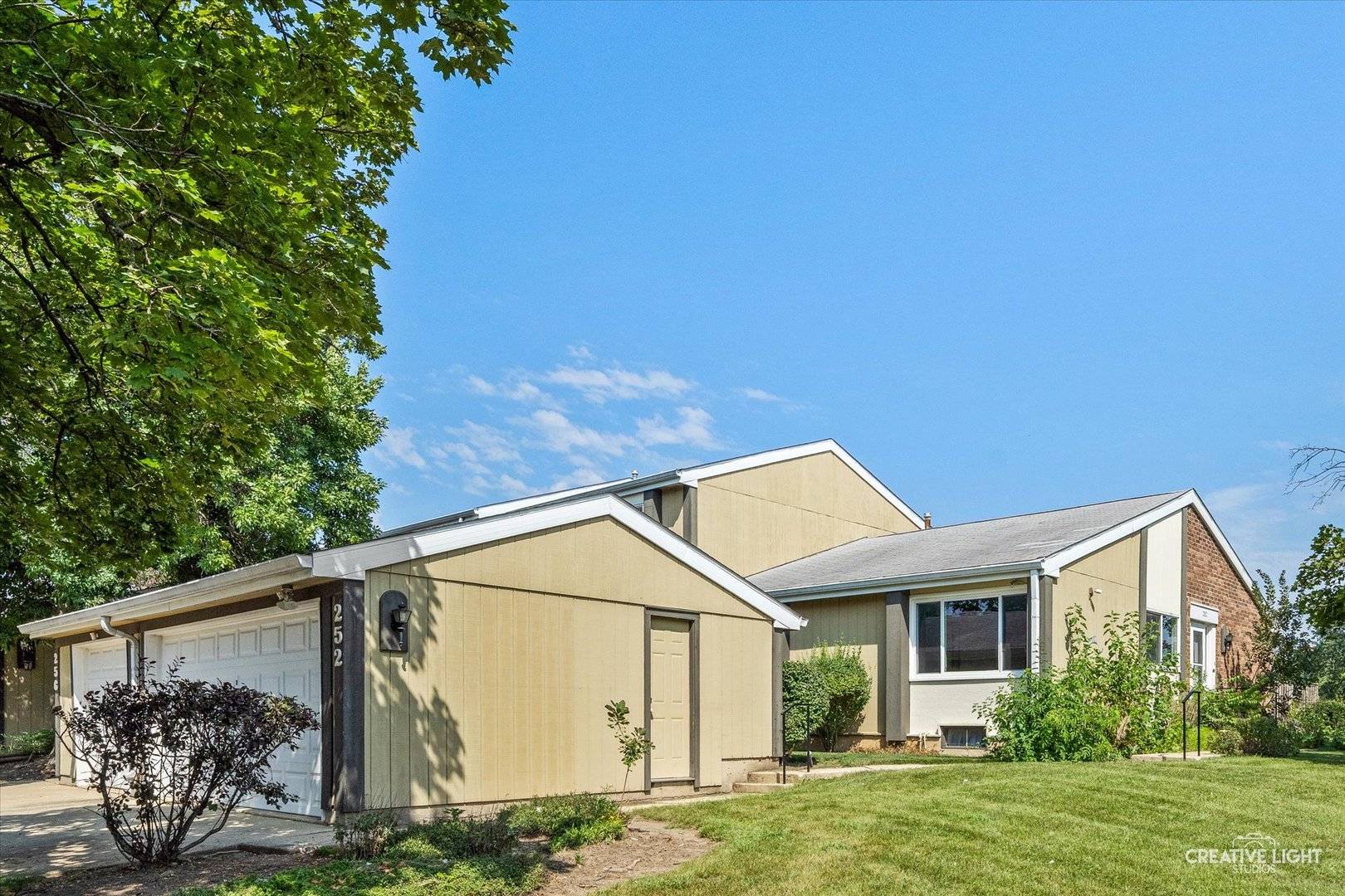 252 Pueblo DR, Bolingbrook, IL 60440