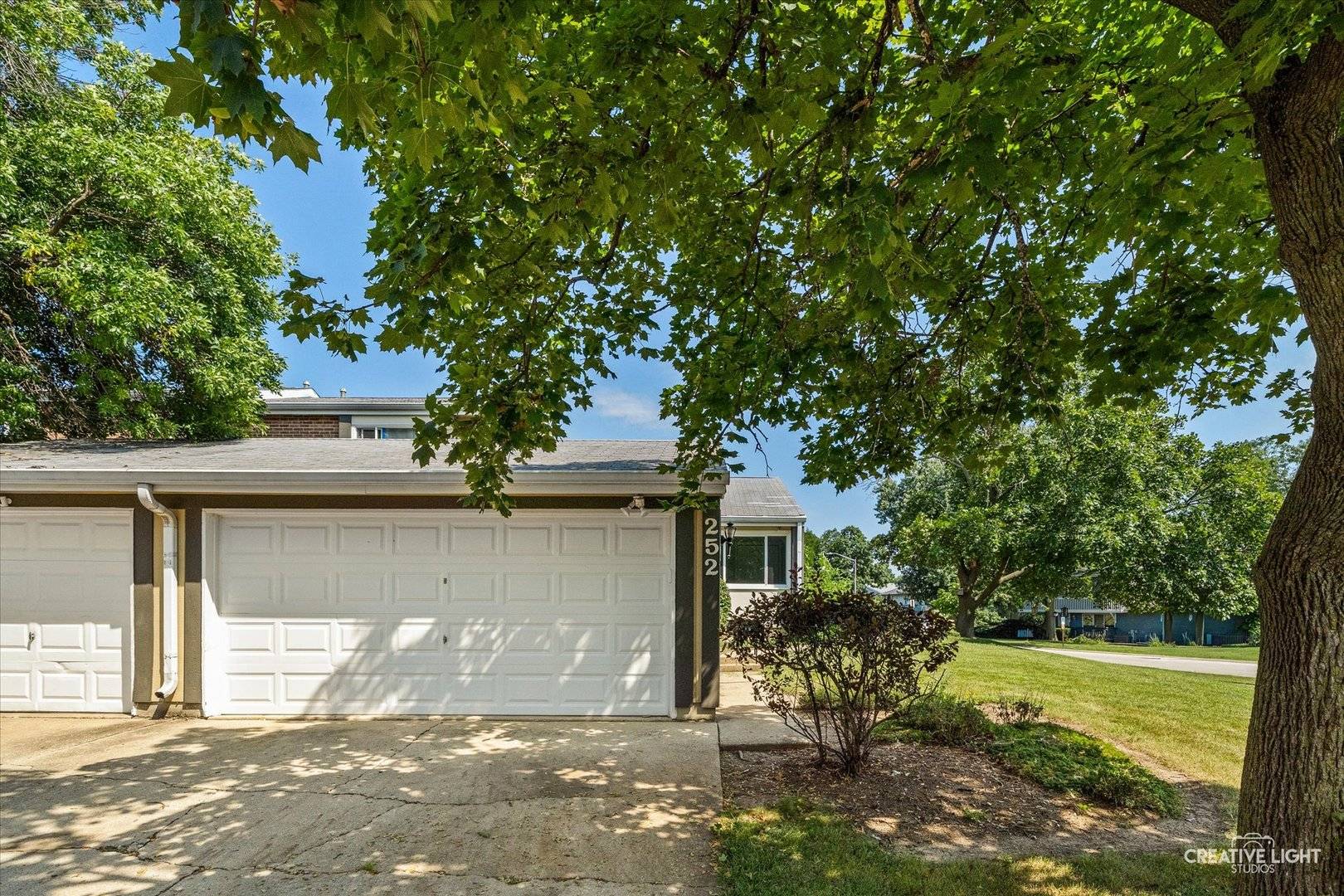252 Pueblo DR, Bolingbrook, IL 60440