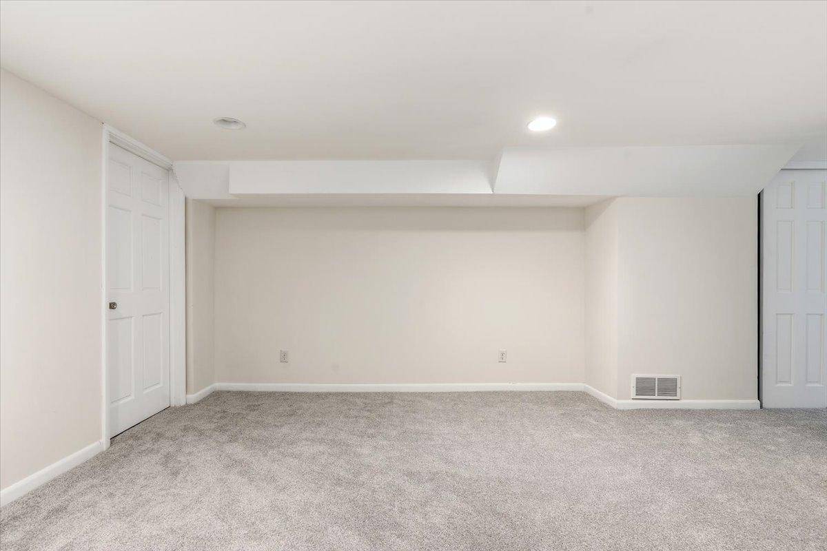 6024 W 35th ST, Saint Louis Park, MN 55416