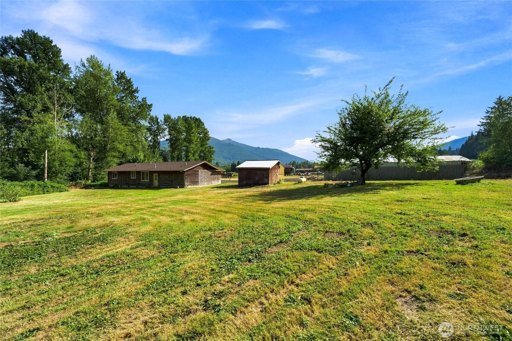 5410 Saxon RD, Acme, WA 98220