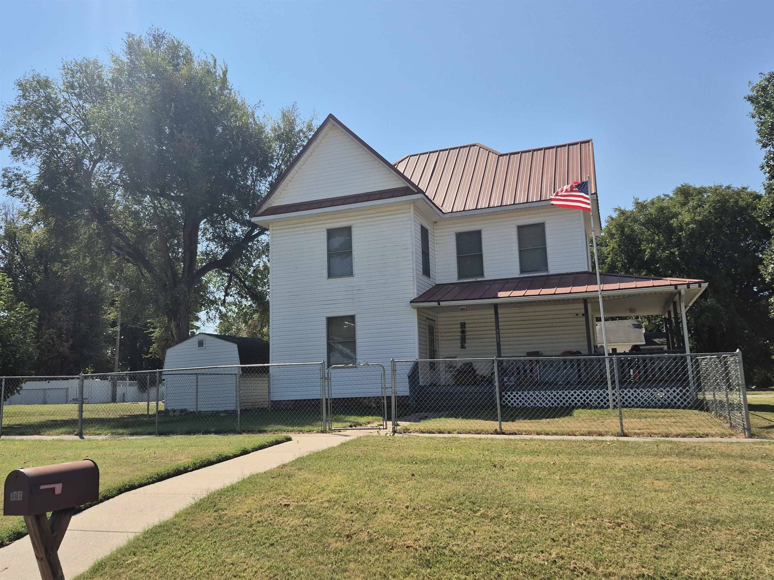 703 E 2nd, Eureka, KS 67045