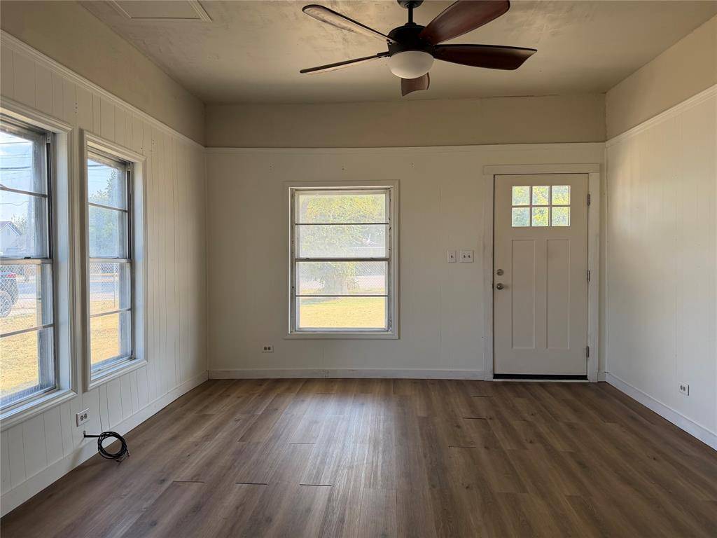503 E Main Street Street, Decatur, TX 76234