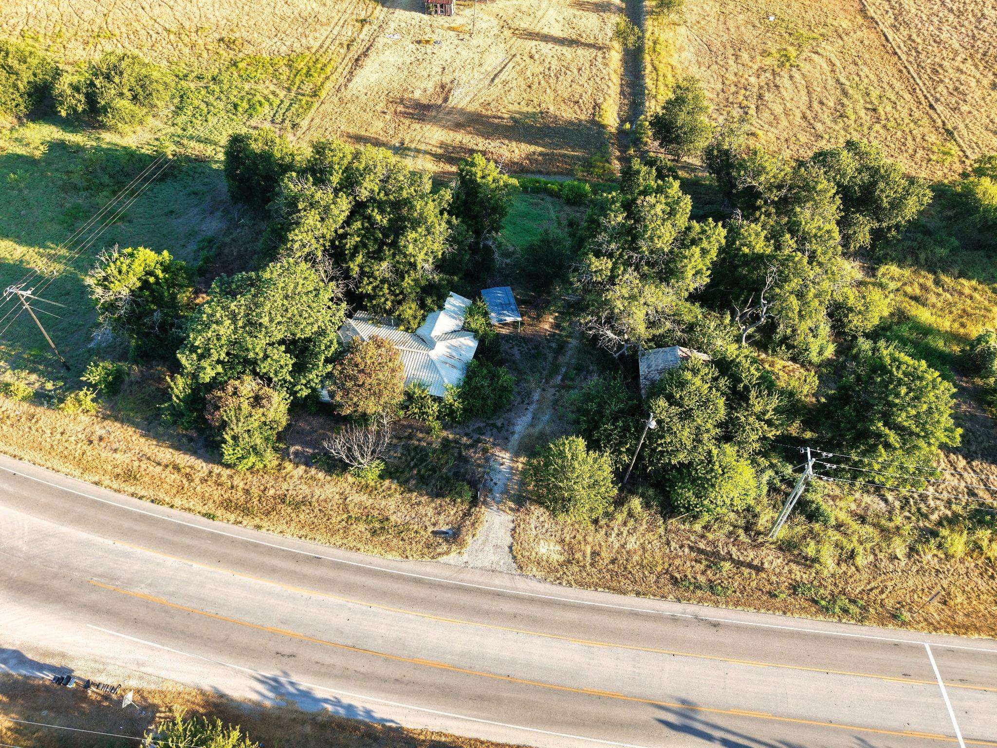 1951 Fm-487, Jarrell, TX 76537