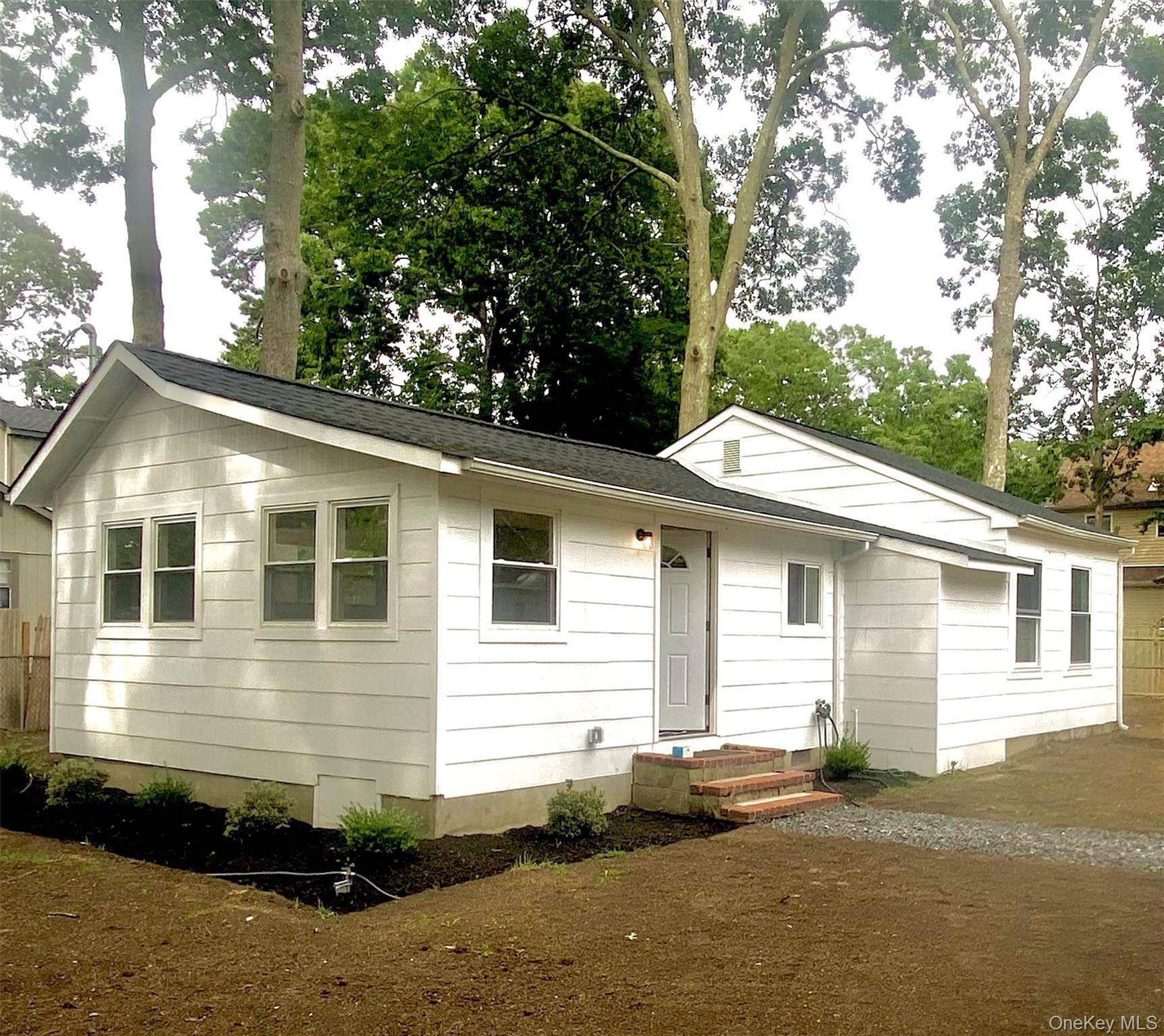 181 Cypress DR, Mastic Beach, NY 11951