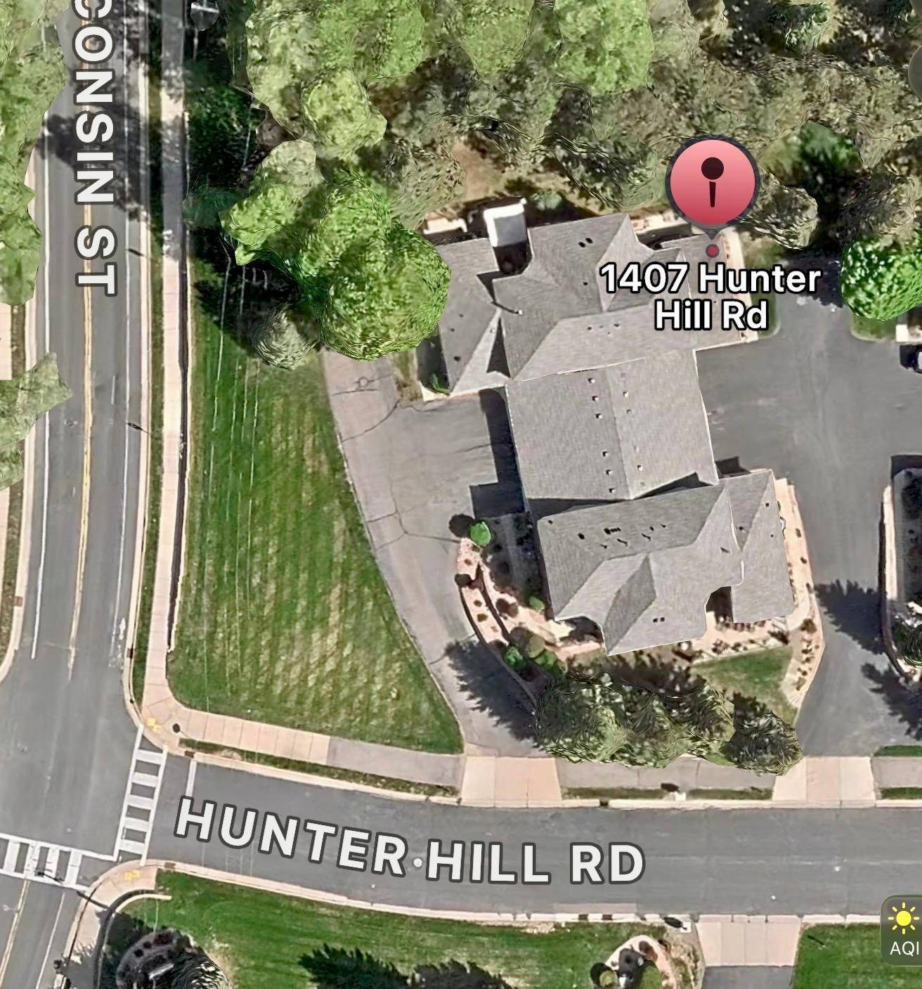 1407 Hunter Hill RD, Hudson, WI 54016