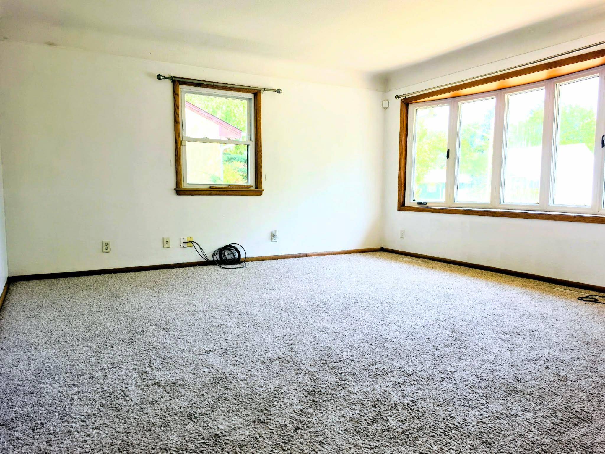1515 Birmingham ST, Saint Paul, MN 55106