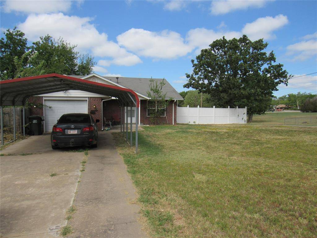 602 S 4th ST, Tecumseh, OK 74873