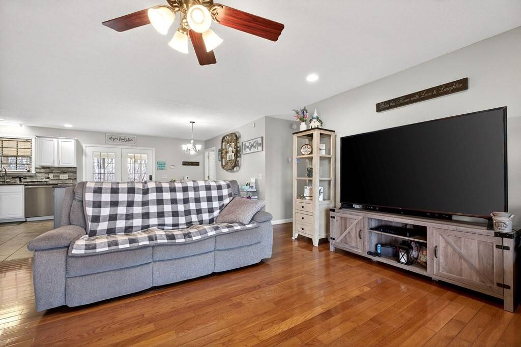 151 Hack Dyer Ln, Bloomington Springs, TN 38545