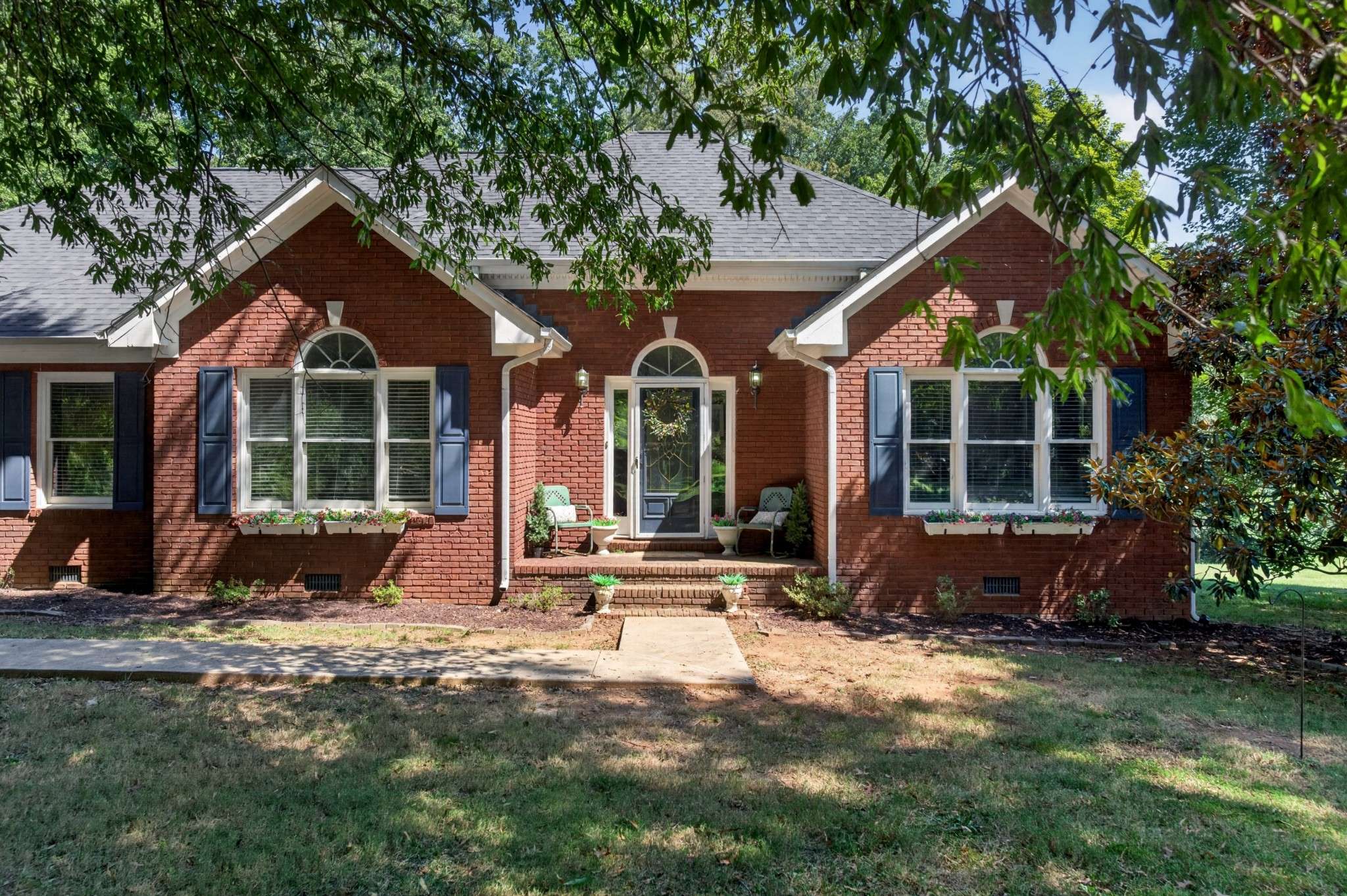 145 E Laurel Ave, Mcminnville, TN 37110