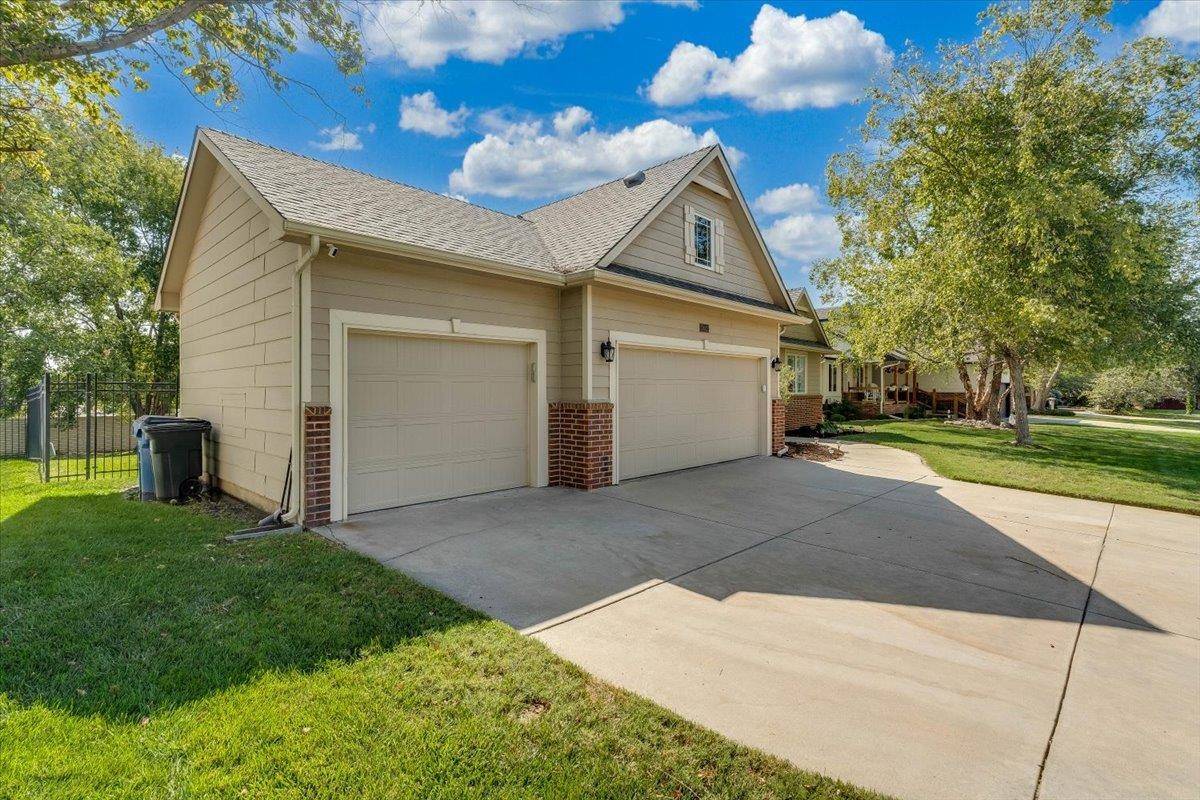 13612 W Highland Springs Ct., Wichita, KS 67235