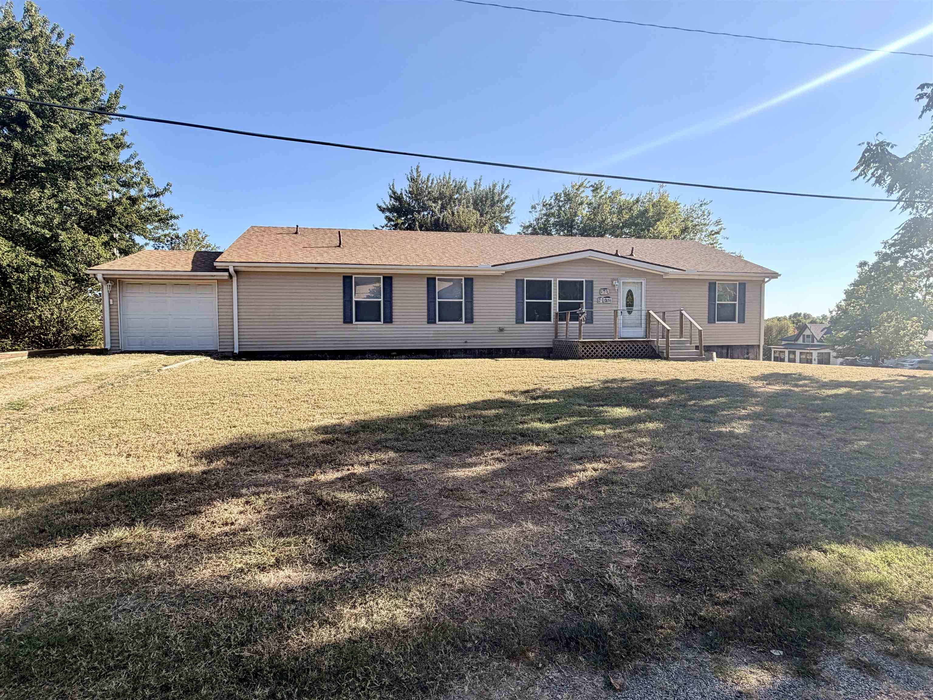 915 W Cedar, Arkansas City, KS 67005