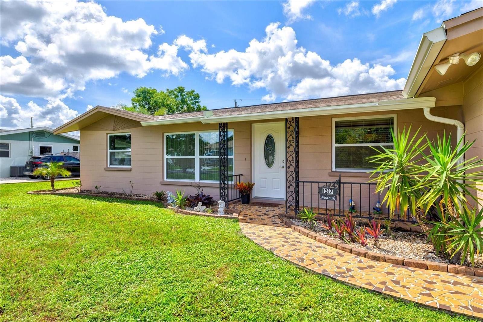1317 FIR AVE, Venice, FL 34285
