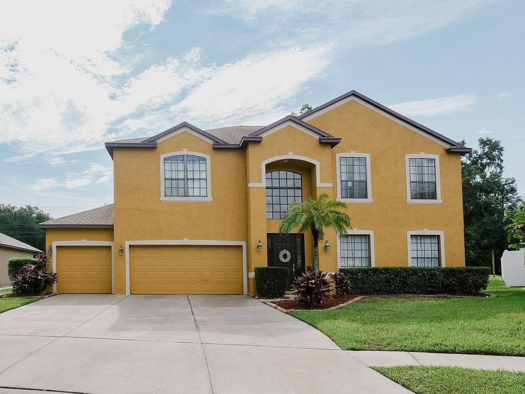 1947 ABBEY RIDGE DR, Dover, FL 33527