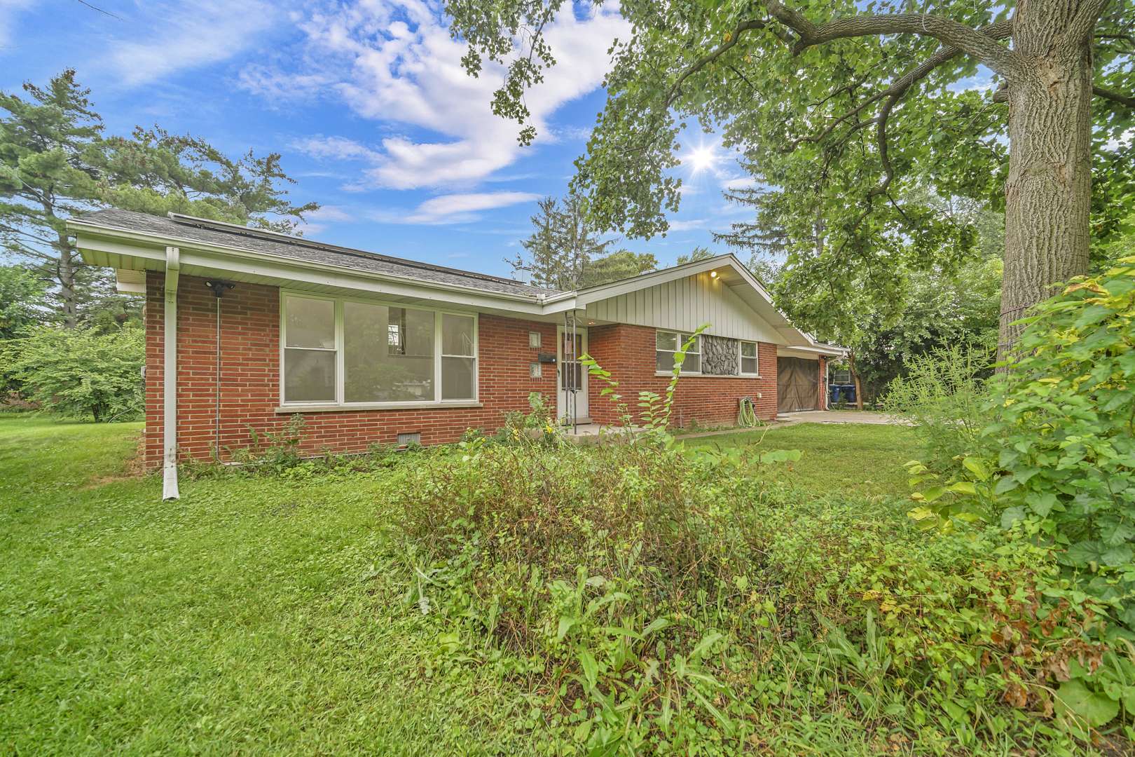 10718 S Neenah AVE, Worth, IL 60482