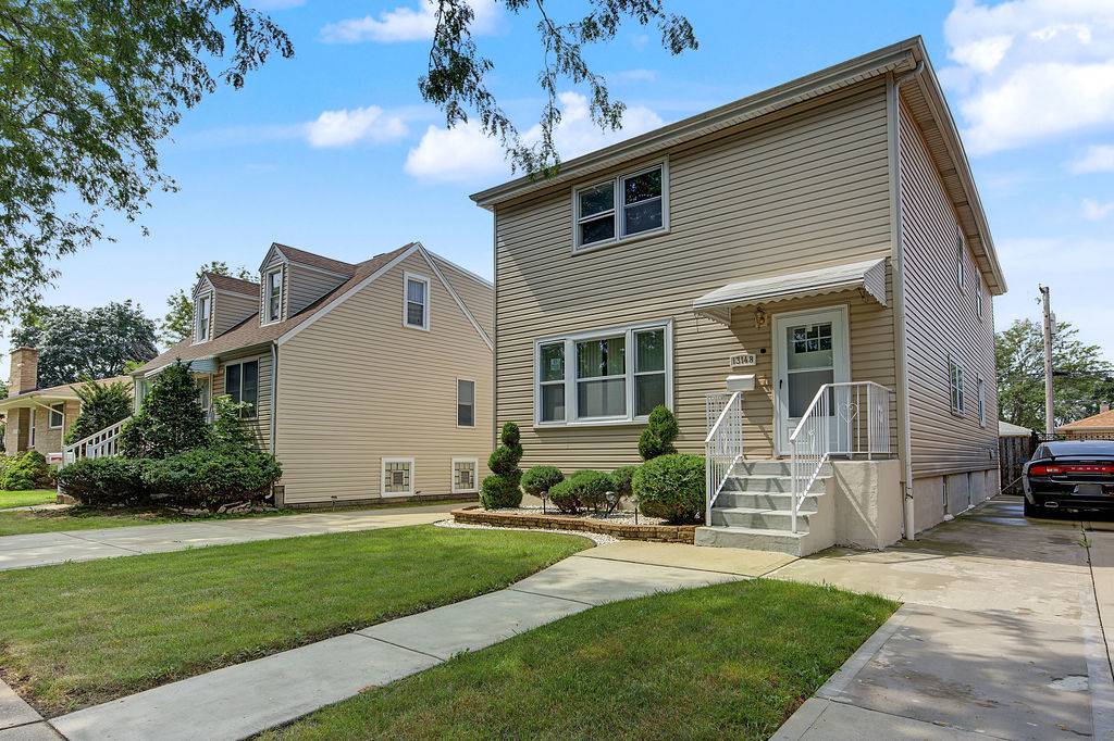 13148 S Escanaba AVE, Chicago, IL 60633