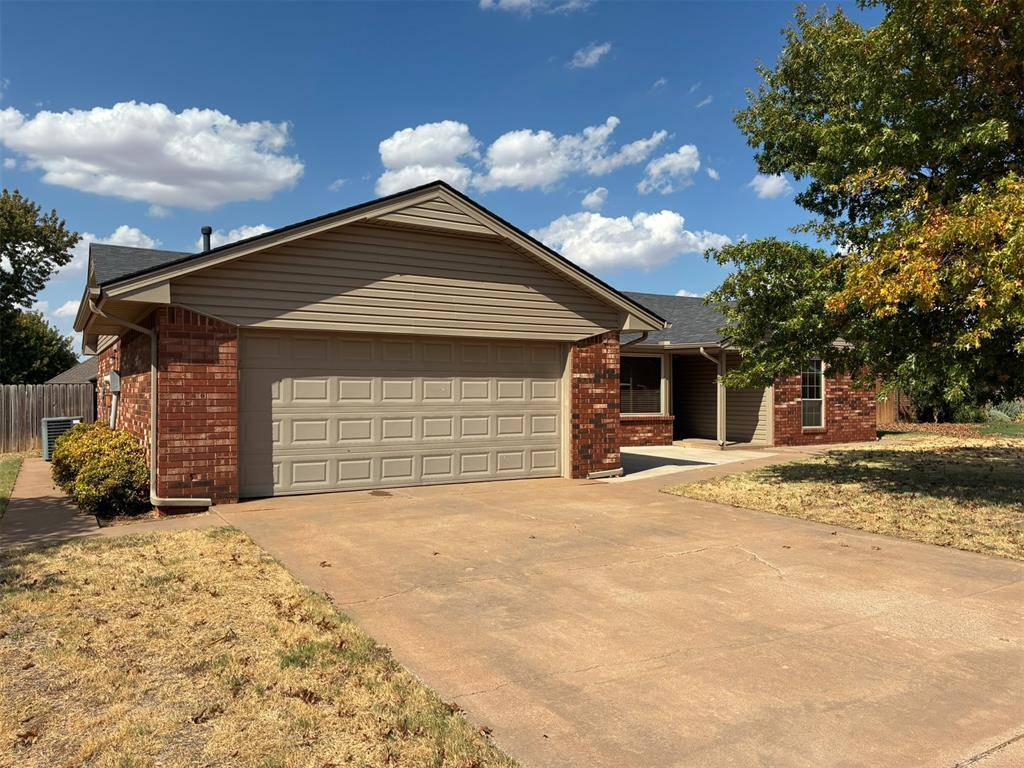 618 Hoehner AVE, Okarche, OK 73762