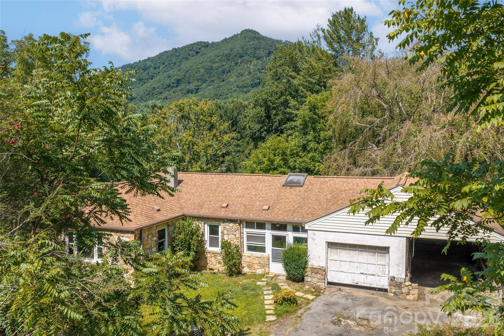 48 & 49 Cedar Mountain RD, Asheville, NC 28803