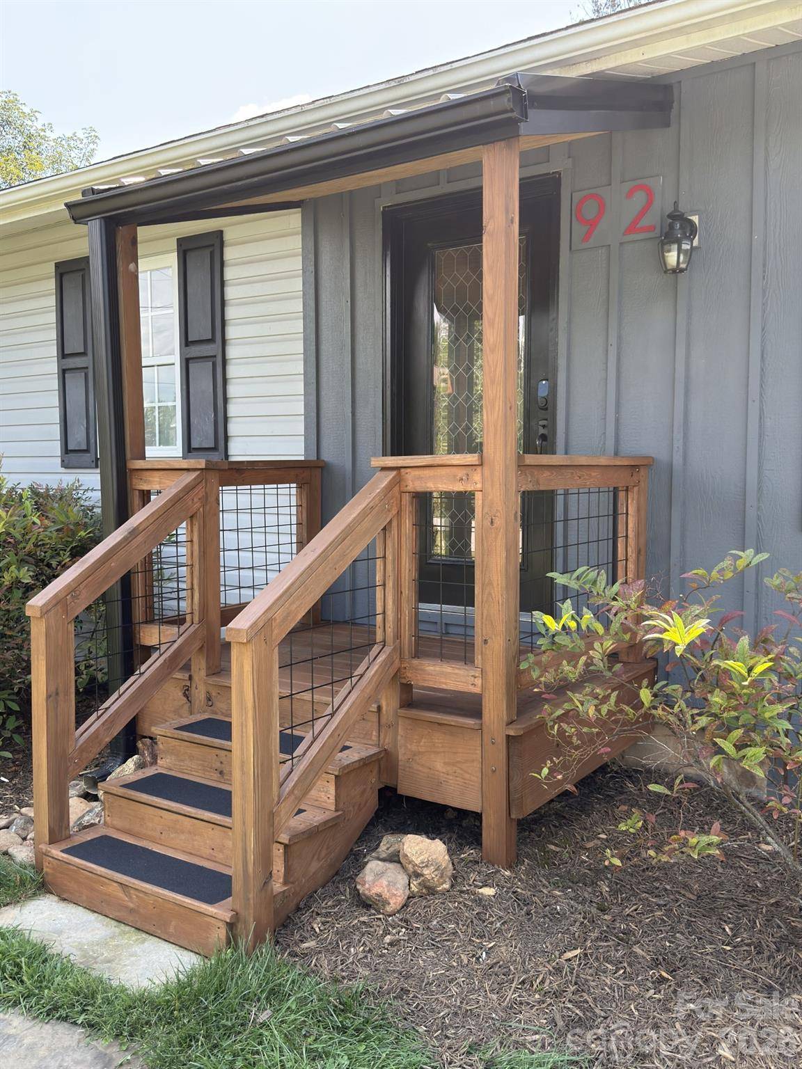 92 Salem RD, Weaverville, NC 28787