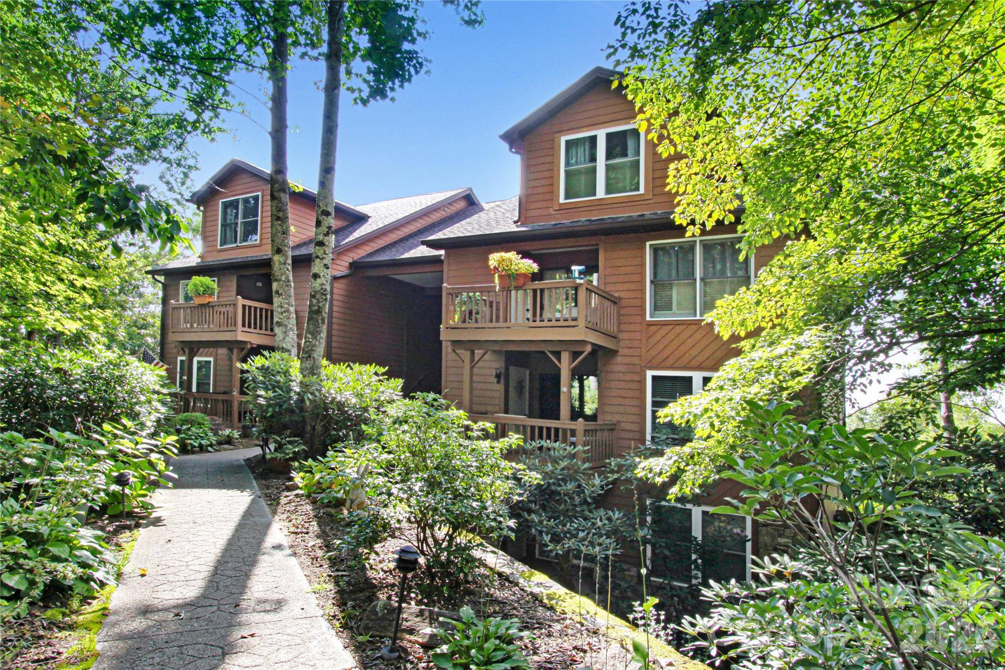 97 Toxaway Views DR #704, Lake Toxaway, NC 28747