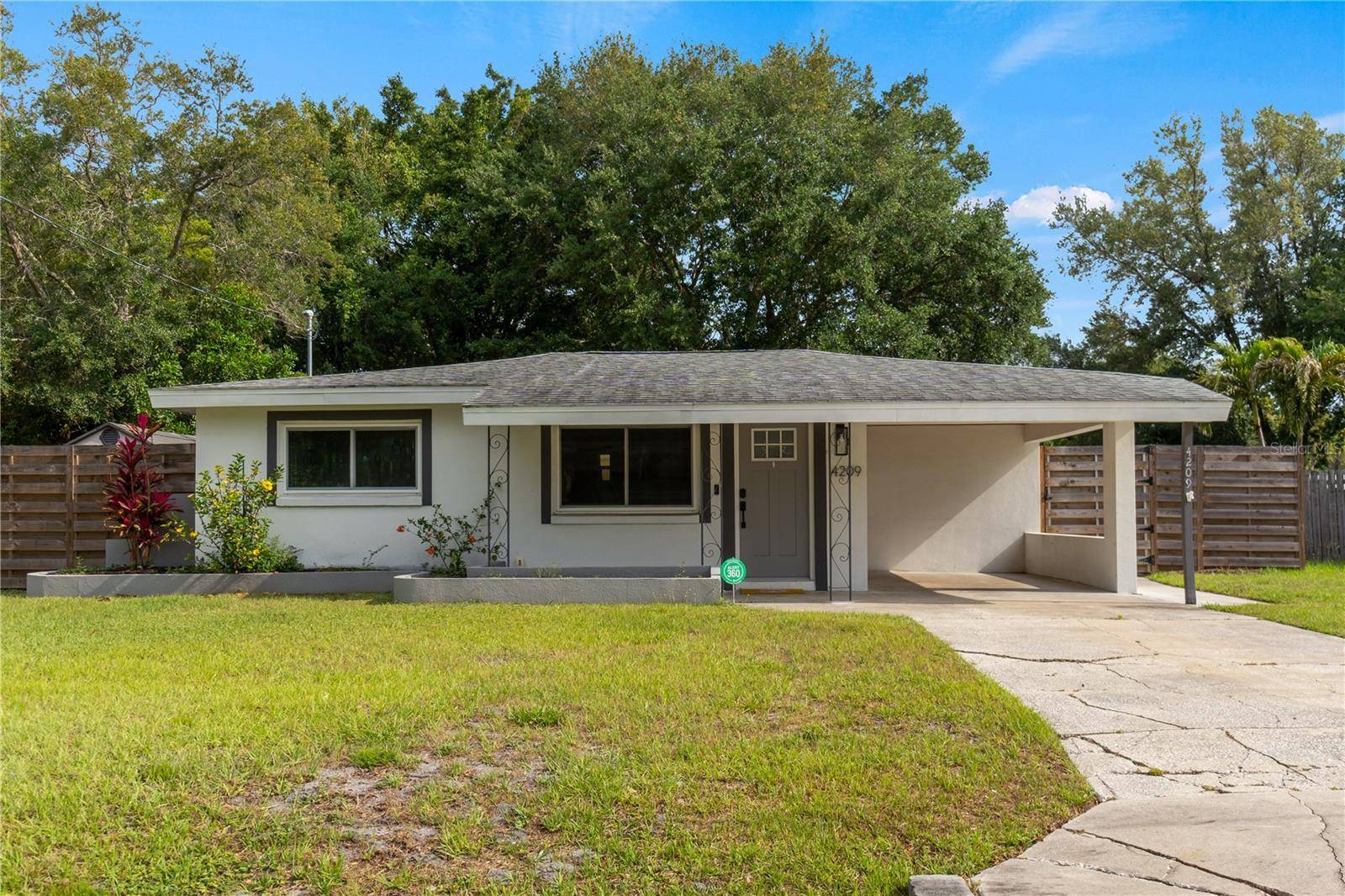 4209 LARKIN ST, Sarasota, FL 34232