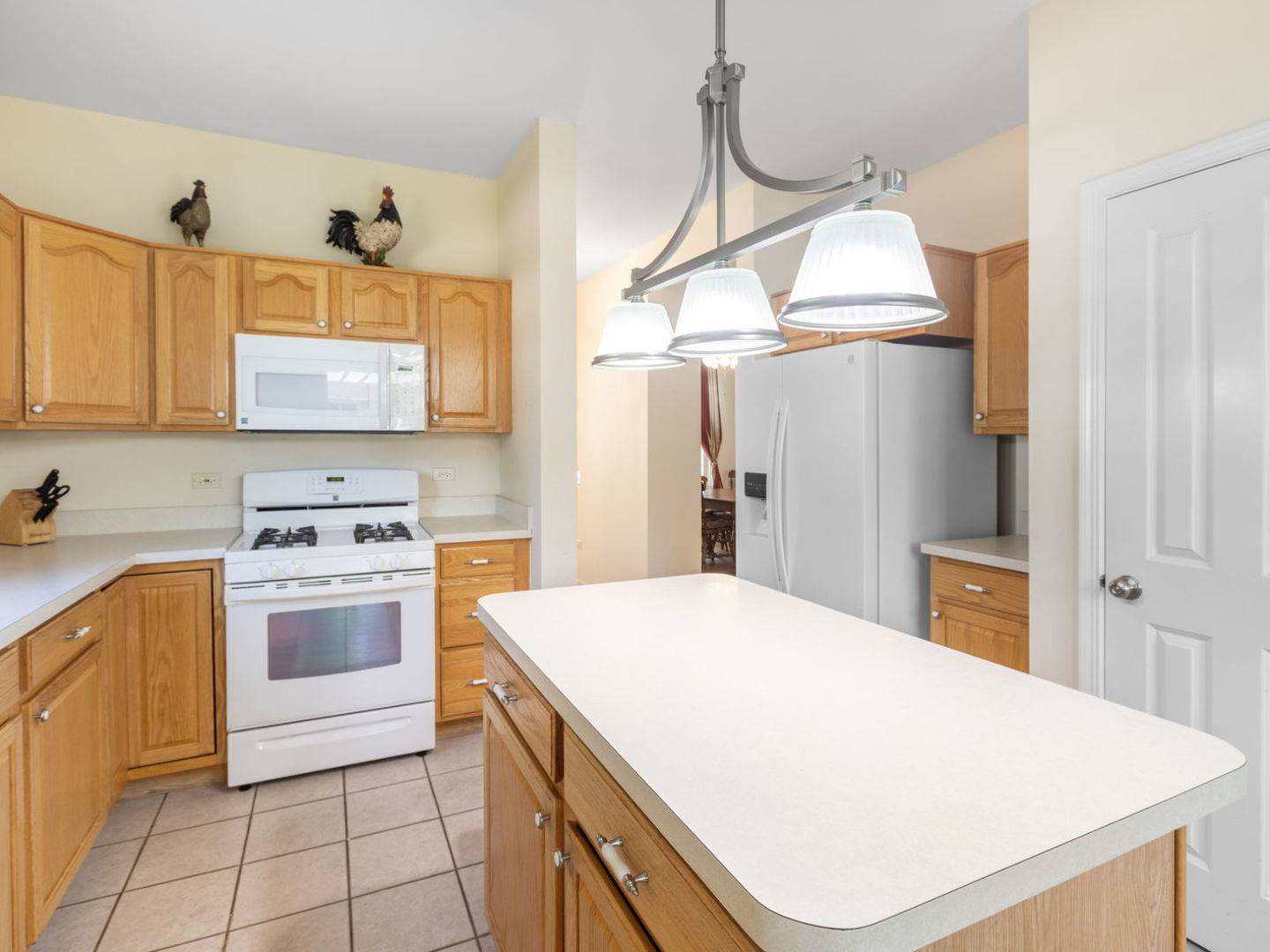 13041 Bull Ridge DR, Huntley, IL 60142