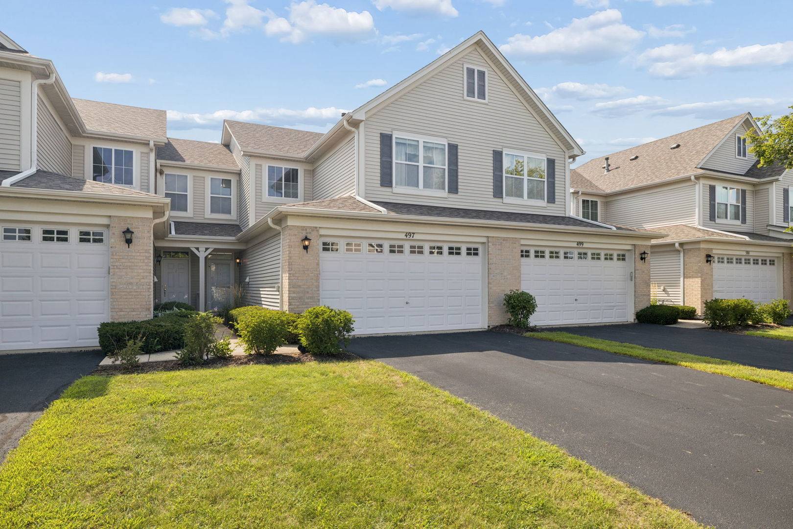 497 Dancer LN #6-3, Oswego, IL 60543
