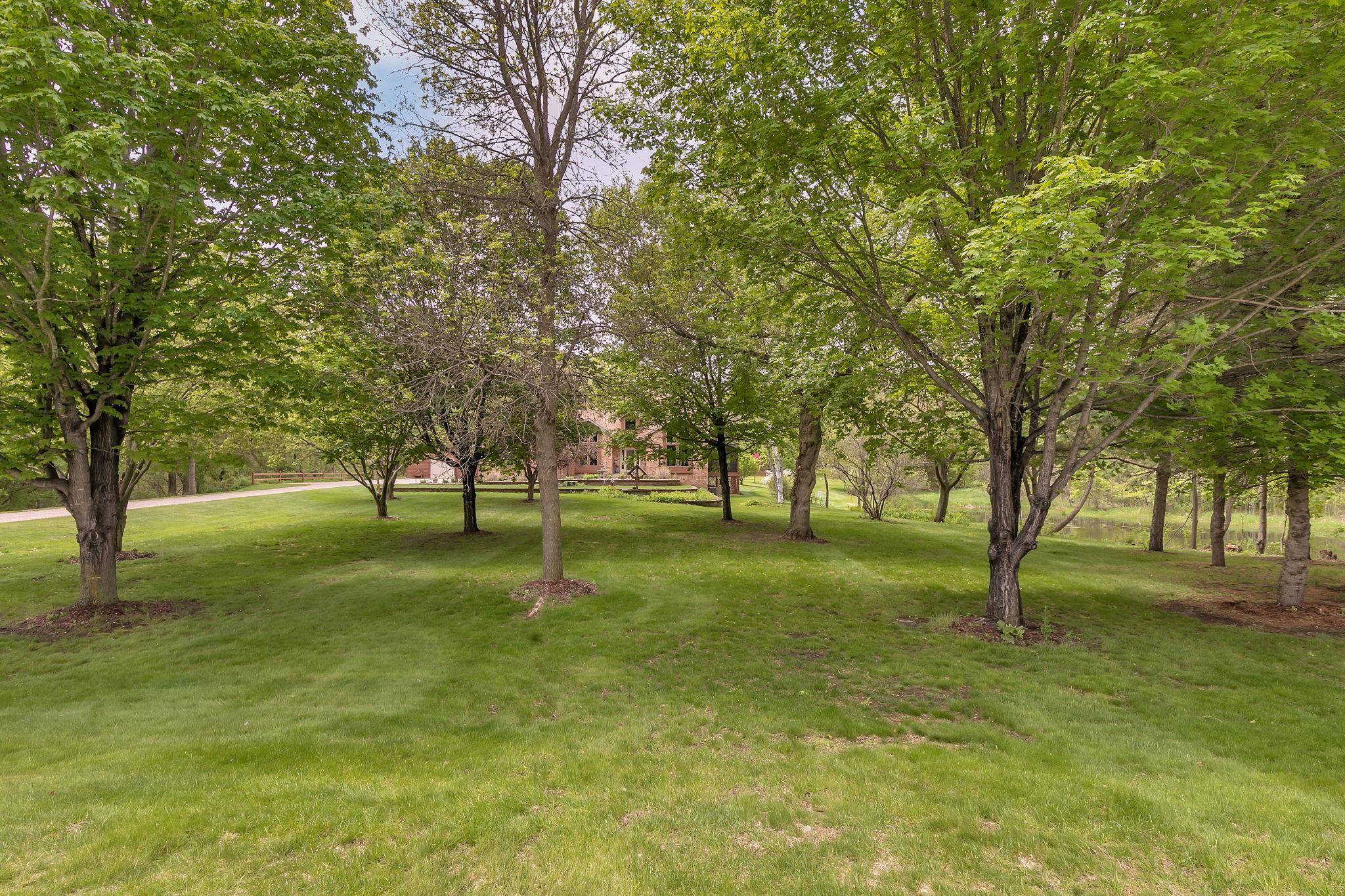 4457 Farmdale CIR, Saint Augusta, MN 56301