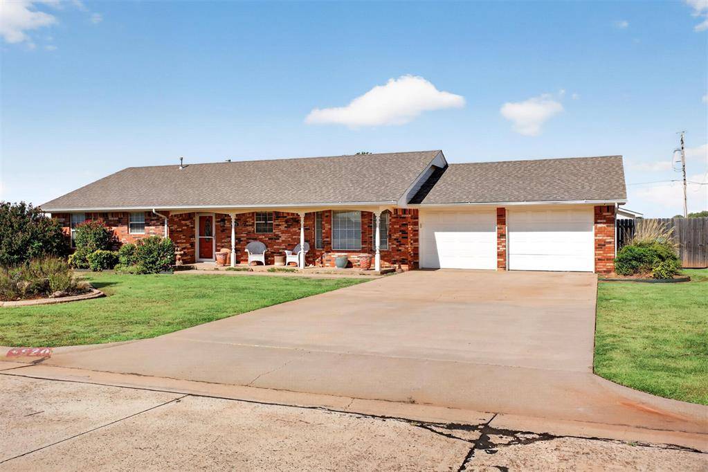 920 McDonald TER, Cordell, OK 73632
